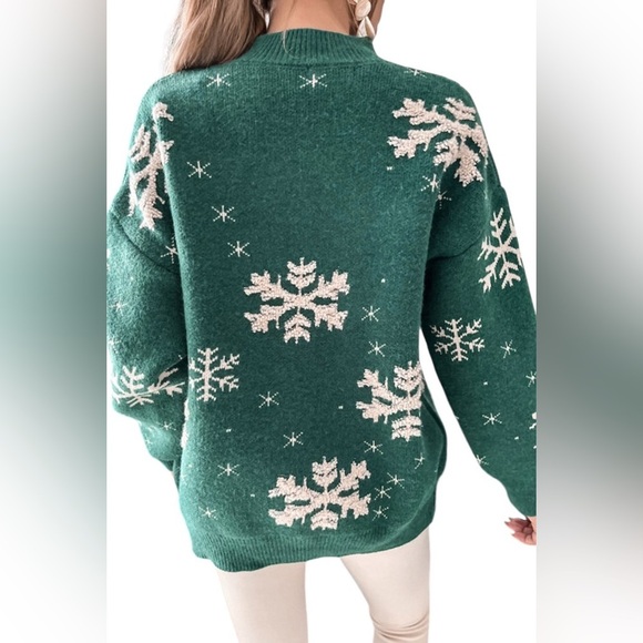 Snow Flake Sweater - Picture 2 of 3